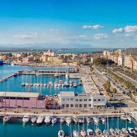 Apartment Sa Domu De Aury 5 Minutes From Poetto Quartu SantʼElena